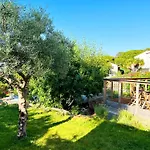 Avec Jardin Et Piscine Villa *