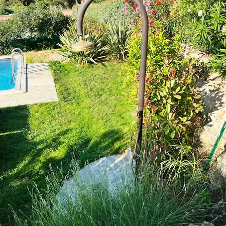 فيلة Avec Jardin Et Piscine *