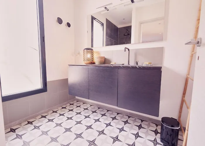 Avec Jardin Et Piscine 别墅 卡尔维