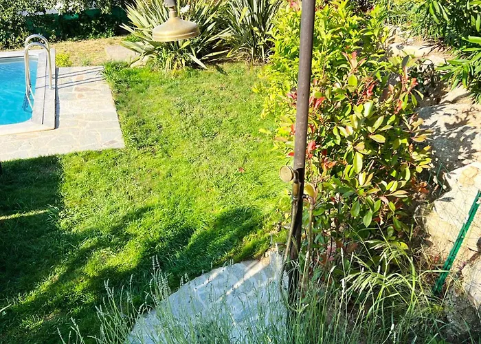 Villa Avec Jardin Et Piscine *